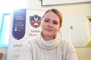 W czym metoda Colorín Colorado ułatwia pracę nauczycielom w szkołach podstawowych.